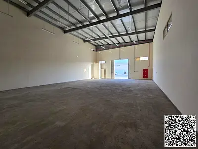 **Warehouse for Rent in Umm Al Quwain – Umm Al Thuoob Area** An excellent opportunity to rent a warehouse in the strategic Umm Al Thuoob area of Umm