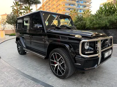 Mercedes G 63 lady driven