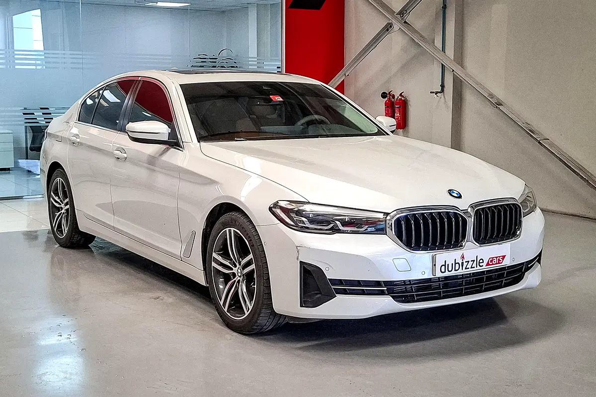 BMW 5-Series 2022 — photo 1 of 15