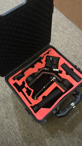 DJI Ronin RS3 Gimbal – Mint Condition + Hard Shell Case