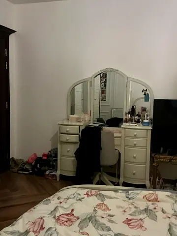 vanity for sale (pottery barn kids)
