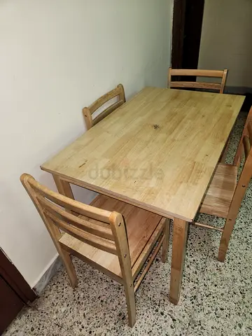 Hot deal 4 seater good condition dining table available for sell
