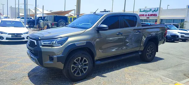 V6Hilux Adventure 2022 GCC هيلوكس خمس كمرات ادفينشر