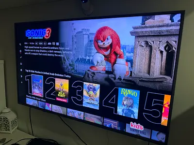 55 Hisense Smart LED TV - Good Condition