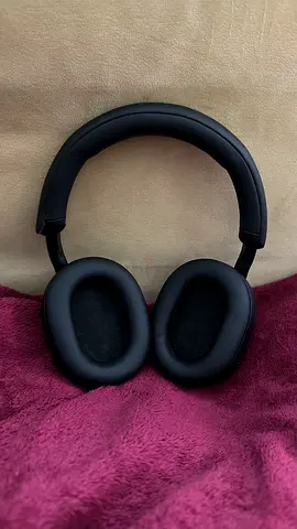 Sony WH-1000XM5