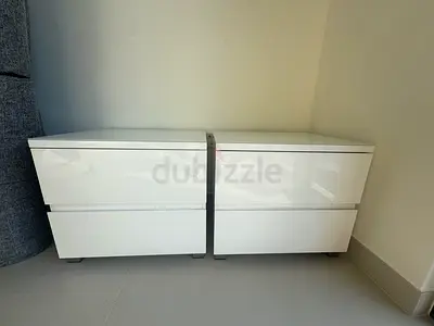 Pair of white glossy bedside drawers - 59 cm x 45cm