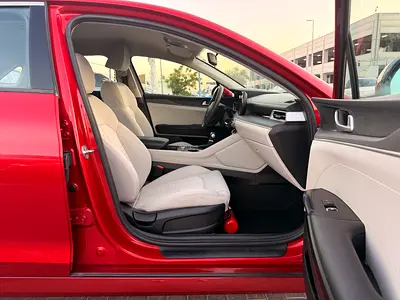 صورة 9 لـ 2023 KIA K5