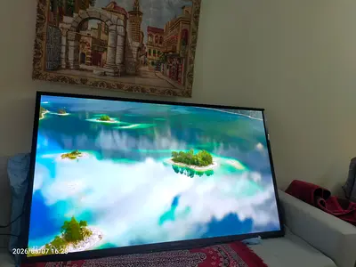 Tv 70 inch good condition