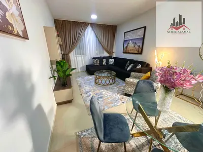 الشارقه المجاز3 شقه مفروشه فرش فندقي غرفتين وصاله ومطبخ وحمامين وبلكونه