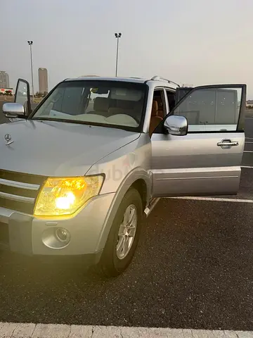 Mitsubishi Pajero 2008 GCC Specs - Reliable 4x4 SUV