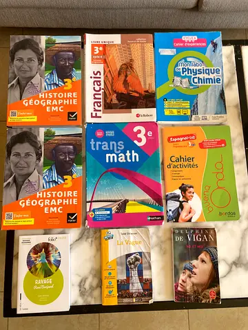 Classe de 3 émérite lycée French school textbooks and workbooks (3ème level) - good used condition