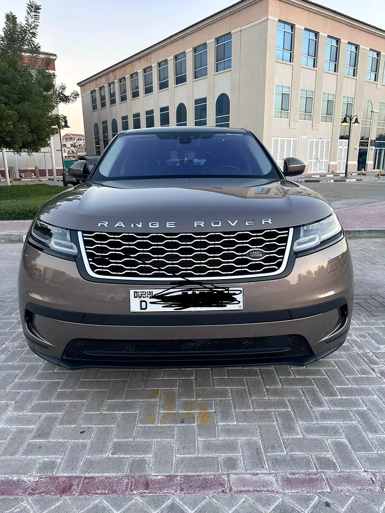 Land Rover Range Rover Velar 2020 — photo 1 of 11