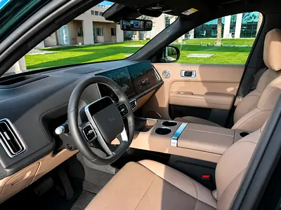 صورة 7 لـ 2025 LI AUTO L9