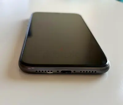 iPhone (BLACK) - Good condition, ready to use