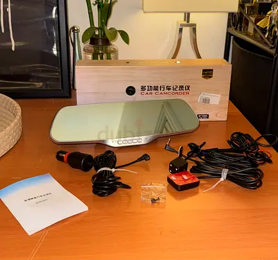 Car Rearview Mirror - Digital + Dashcam