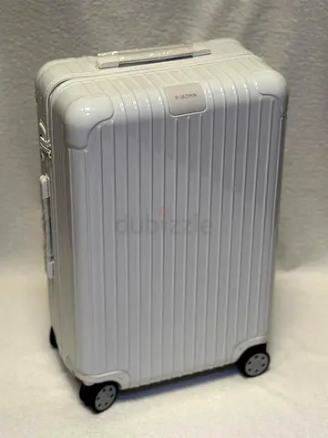 RIMOWA essential white cabin suitcase