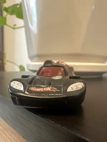 2009 pull back hot wheels