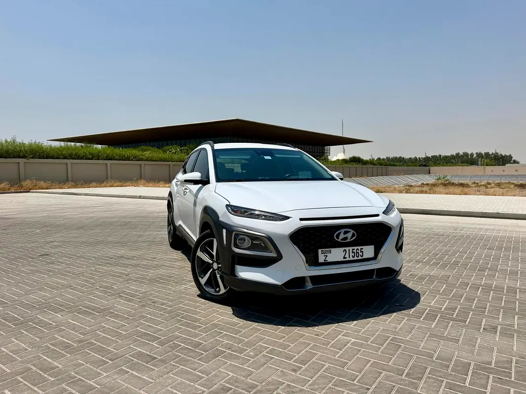 Hyundai Kona 2018 — photo 1 of 8