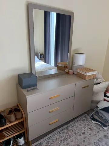 Beige 6-Drawer Dresser with Large Mirror - Good Condition