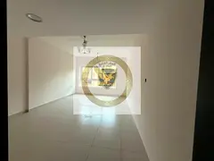 Free AC, free parking, balcony, and storage. Prime, lively location close to all services like cafes