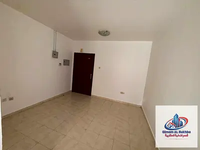 أجمل ستوديو فى الشارقة منطقة البوطينة - تكييف وغاز مركزى - مساحات واسعة مناسبة للعائلات - بأقل سعر وتسهيلات فى الدفع