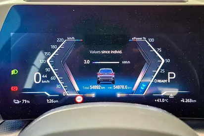 2024 BMW IX1 照片 16