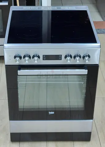 Beko Electric Ceramic Hob with Oven - Good Working Condition
