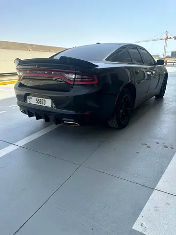 Dodge Charger SXT 2019 - Canadian Specs - Well Maintained
