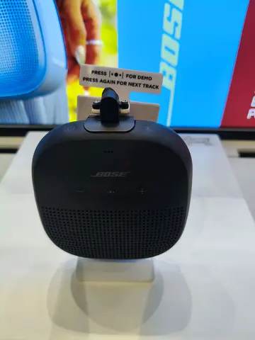 Bose Compact Portable Bluetooth Speaker new piece ,sealed box