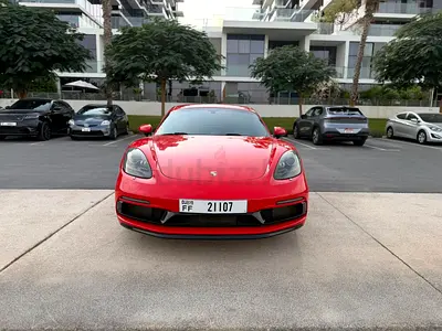 Porsche Cayman 2018 GCC Specs Standard Trim