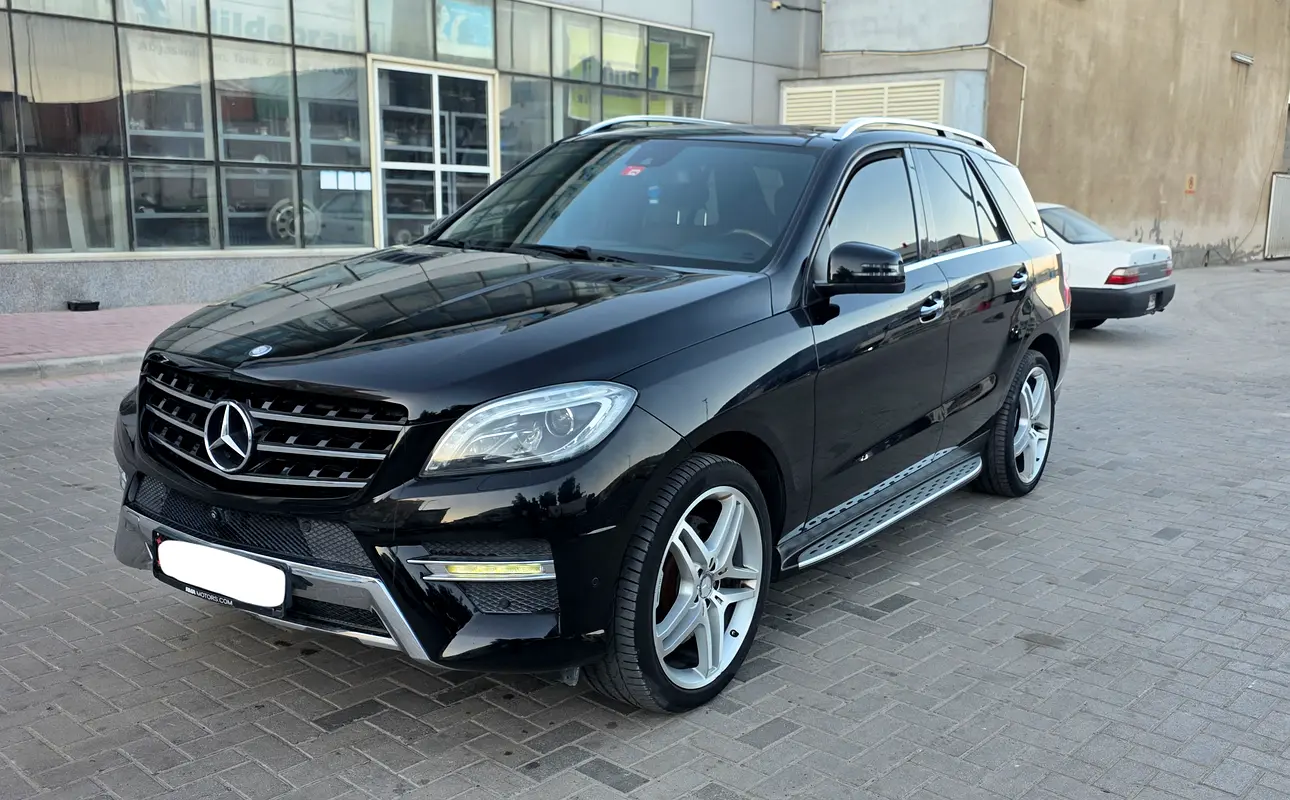 Mercedes-Benz M-Class 2015 — photo 1 of 19
