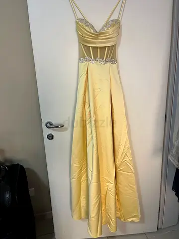 Light yellow satin PROM evening dress with beaded waist - Size small (uk8-10)