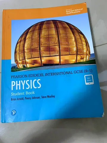 Pearson Edexcel International GCSE (9-1) Physics Student Book - Used