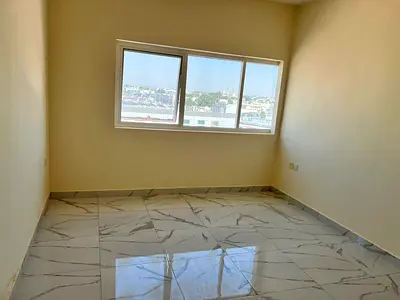 استوديو للإيجار ثاني ساكن بإطلالة مفتوحة تكيف وغاز مركزي
