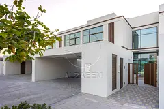 √Standard SR TH -Modified | Extended Living Room√