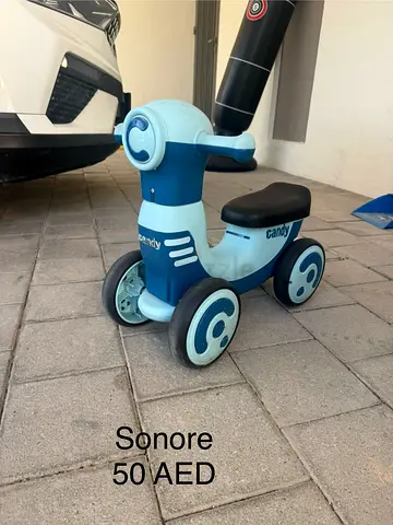 Toddler ride-on scooter -child Walker with music