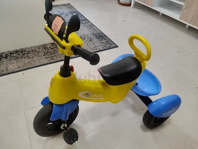 Selling Kids tricycle