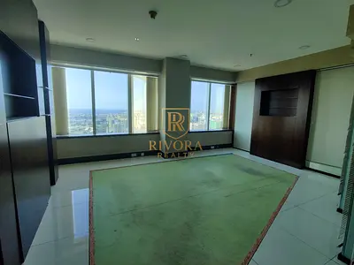 PARTITIONED OFFICE I SEA VIEW I ACCESSIBLE