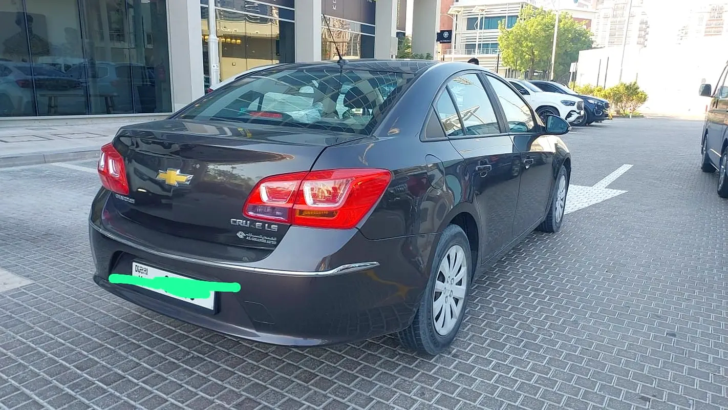 Chevrolet Cruze 2017 — photo 1 of 5
