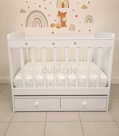 BABY COT
