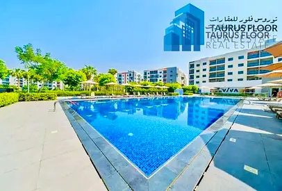 Luxurious 2 Bedroom Family Community Gym Pool