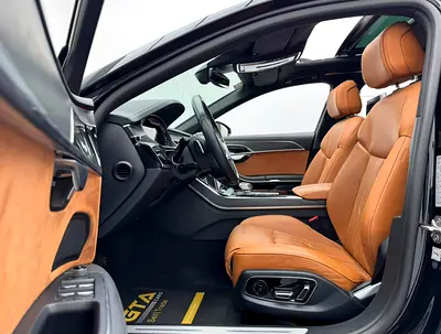 2024 AUDI A8 缩略图 11
