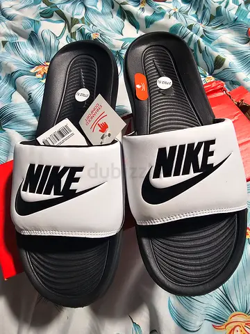 Brand new Nike slide sandals - black/white, 42.5 men
