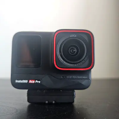 INSTA360  ACE PRO FOR SALE