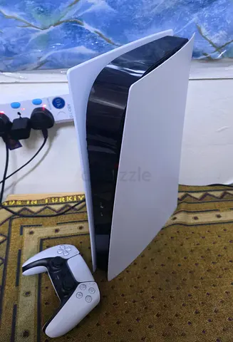 PS5 FAT DIGITAL 825GB BOX ONE CONTROLLER NO BOX