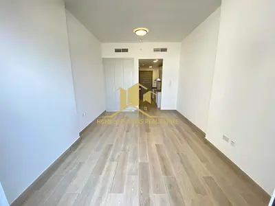 Higehst Floor Studio rented Unit