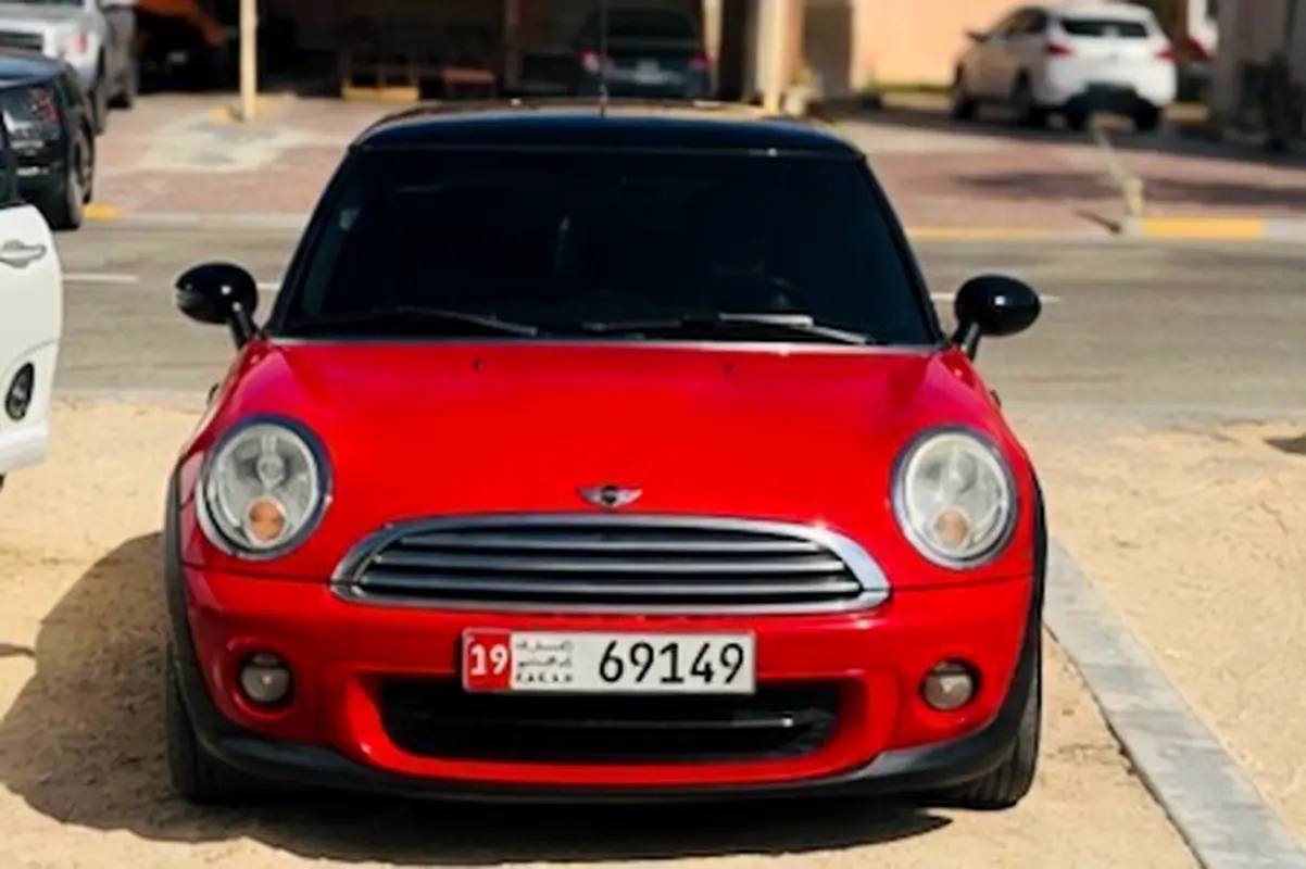 MINI Cooper 2013 — photo 1 of 9