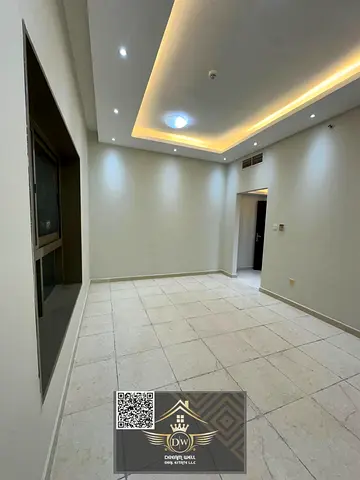2BHK BIG APARTMENT IN PERADISE LAKE TOWER B6