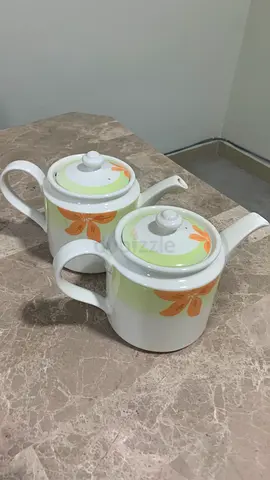 Set of 2 Ceramic Teapots - Floral Design