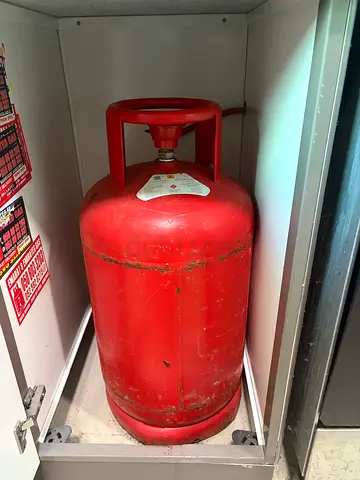 Red LPG Gas Cylinder - Used